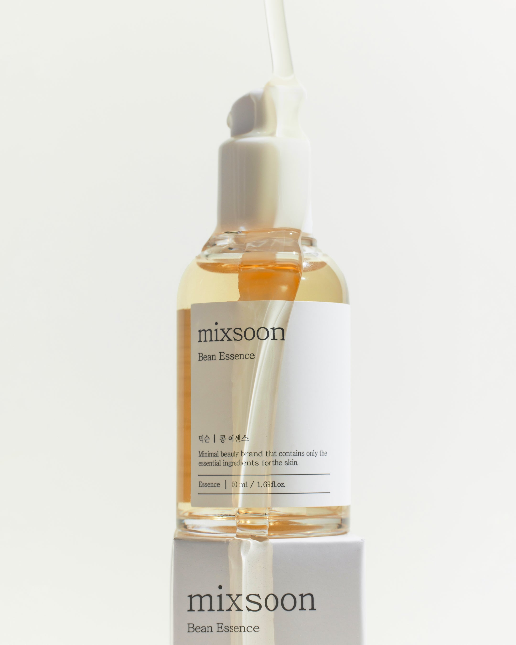 Mixsoon - Bean Essence - Soya Fasulyesi Özlü Gözenek Karşıtı ve Işıltı Veren Esans (50mL)